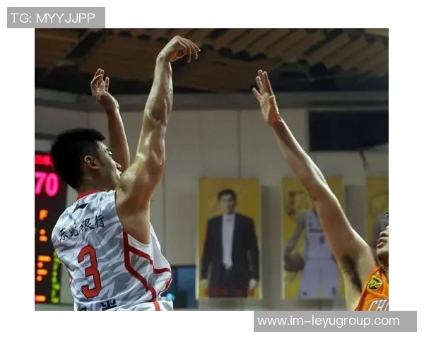 拓媒点评杨瀚森表现提升逐渐展现潜力与进步的希望